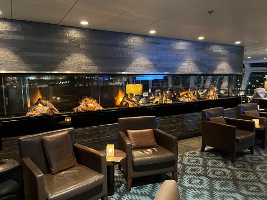 IMG_4707 explorer lounge